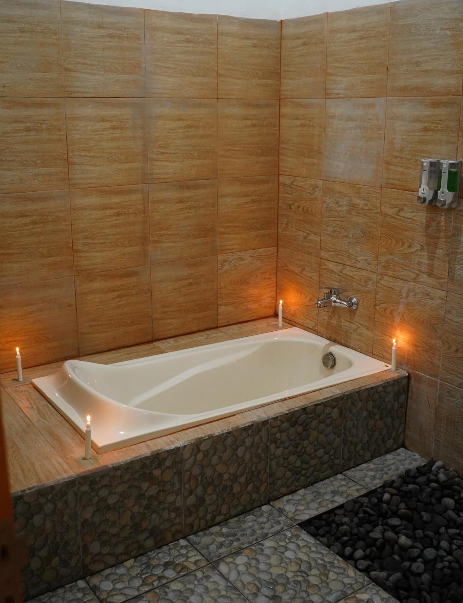 Wahyu Masari Homestay Sakti Ngoại thất bức ảnh