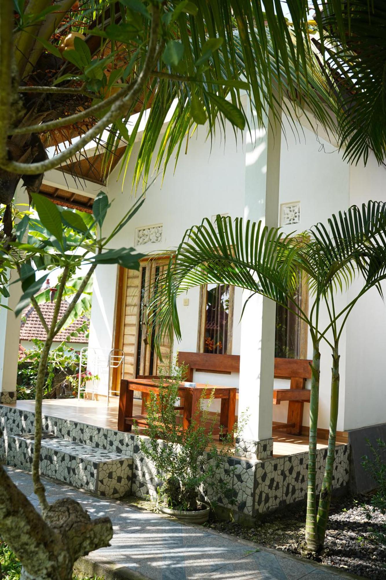 Wahyu Masari Homestay Sakti Ngoại thất bức ảnh